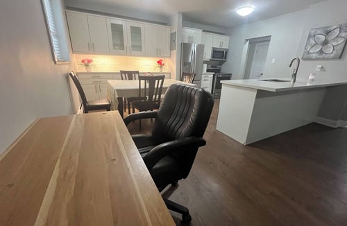Burlington Apartment | Charming 2-bedroom apartment in terrific Burlington with WiFi and free parking