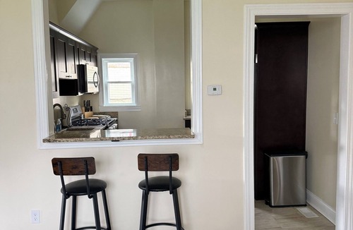 Ingram Apartment | Charming 2-bedroom apartment