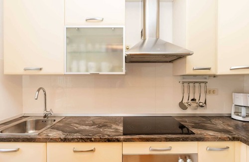 Artatore Apartment | Charming 2-Bedroom apartment for 4