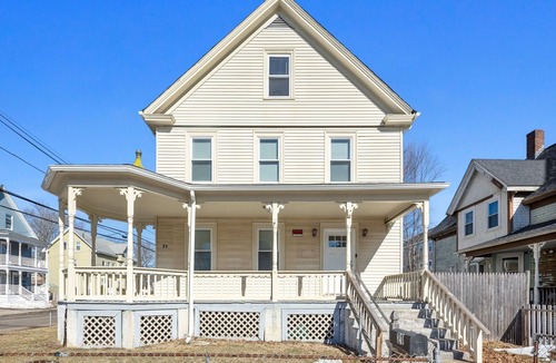 Attleboro Apartment | Charming 2-bedroom apartment in charming Attleboro