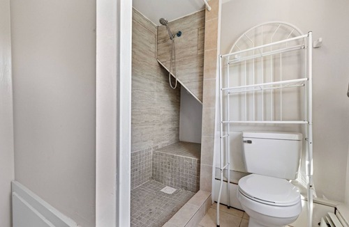 Attleboro Apartment | Charming 2-bedroom apartment in charming Attleboro