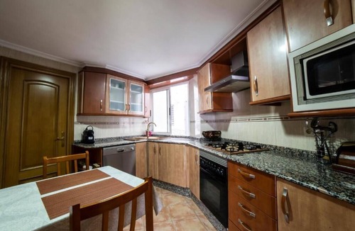 Arrancapins Condo | Charming 2-bedroom apartment with WiFi, AC in enchanting València