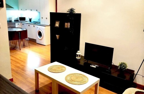 Trinitat Apartment | Charming 2-bedroom apartment in Downtown València. NEW PHOTOS SOON.