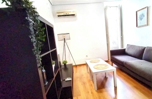 Trinitat Apartment | Charming 2-bedroom apartment in Downtown València. NEW PHOTOS SOON.