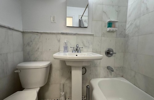 Bloomingdale Apartment | Charming 2-bedroom apartment with AC in vibrant New York