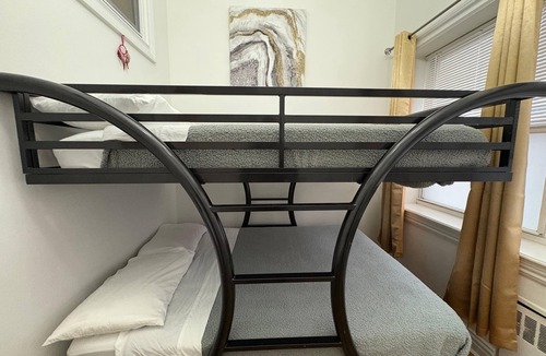 Bloomingdale Apartment | Charming 2-bedroom apartment with AC in vibrant New York