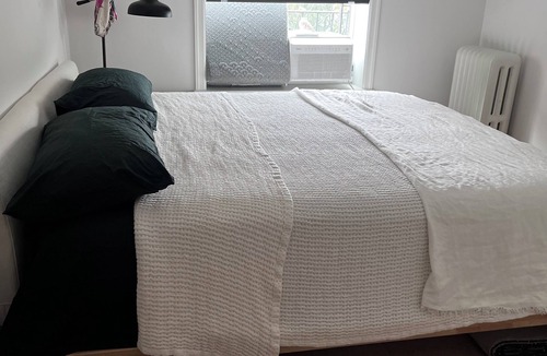 Inwood Apartment | Charming 2-bedroom apartment with AC near park/walking trails
