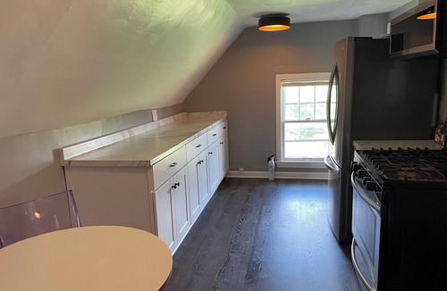Corning Apartment | Charming 2-bedroom apartment with WiFi, AC in enchanting Corning