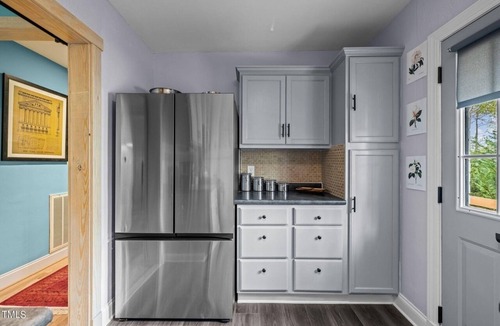 Durham Apartment | Charming 2-bedroom apartment in Durham - Lakewood