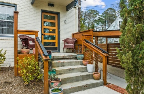Durham Apartment | Charming 2-bedroom apartment in Durham - Lakewood