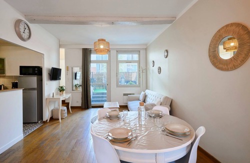 Old Lille Apartment | Charming 2 bedroom apartment with terrace