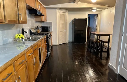 Kyle Apartment | Charming 2-bedroom apartment with AC and WiFi in marvelous Kyle