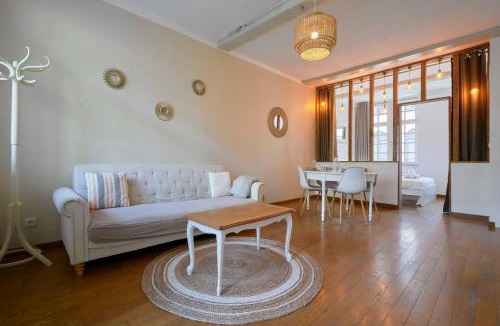 Old Lille Apartment | Charming 2 bedroom apartment with terrace