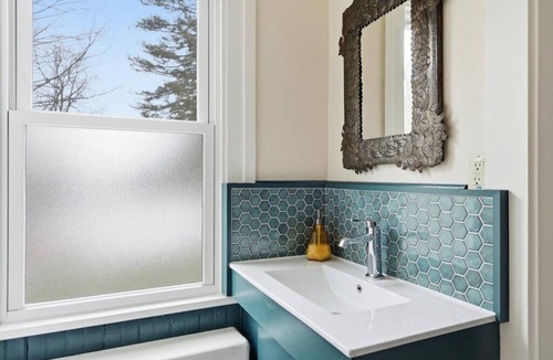 Vergennes Bed & Breakfast | Charming 2-bedroom bed & breakfast in welcoming Vergennes with WiFi, AC
