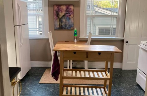 South Perry District House | Charming 2-bedroom bungalow in Spokane