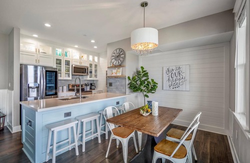 Red Fish Cove Condo | Charming 2-bedroom condo on the top floor with a spectacular view of Gulf Coast