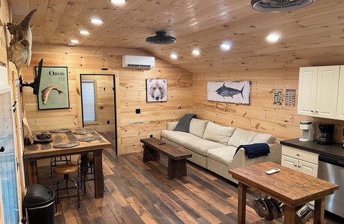 Camp Dix Cabin | Charming 2 Bedroom Cabin in Vanceburg + RV Hookup Available