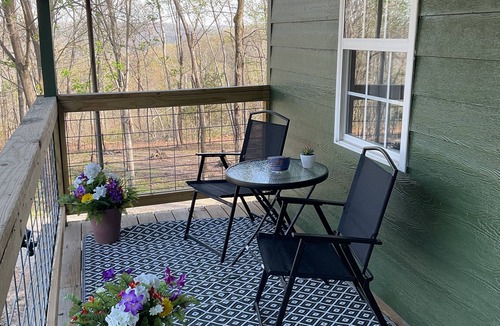 Deer Cabin | Charming 2-bedroom cabin in Deer with AC, WiFi
