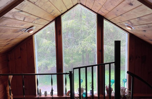 Town of Conesville Cabin | Charming 2-bedroom cabin in enchanting Gilboa with WiFi