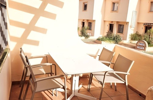 El Faro Ski Chalet | Charming 2-bedroom chalet with AC, WiFi in wonderful Málaga