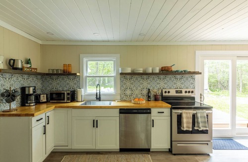 Glen Spey Cottage | Charming 2-Bedroom Cottage in Peaceful Glen Spey
