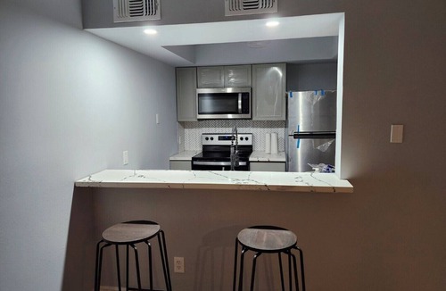 LaPlace Condo | Charming 2-bedroom condo in LaPlace with WiFi and AC