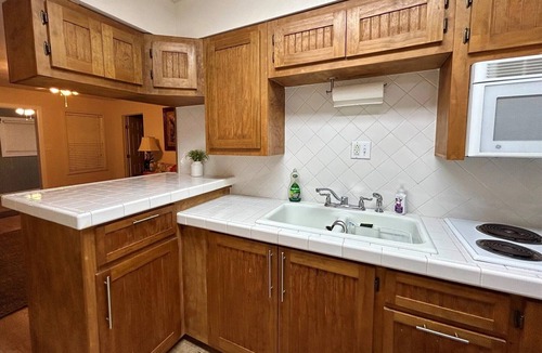Cedar Lane Cottage | Charming 2-bedroom cottage in quiet Texas coastal village of Sargent Tx.