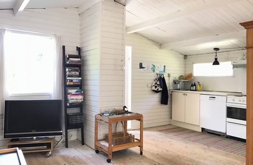 Kulhuse Cottage | Charming 2-bedroom cottage in Kulhuse, with a wonderful garden, close the beach