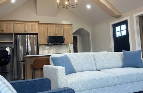 Marienthal Cottage | Charming 2-bedroom cottage with WiFi, AC in Leoti