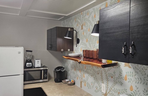 Kyle Cottage | Charming 2-bedroom cottage with AC, WiFi in welcoming Kyle