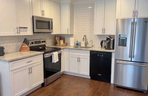 Arden-Arcade House | Charming 2-bedroom duplex with easy access to freeways and downtown Sacramento.