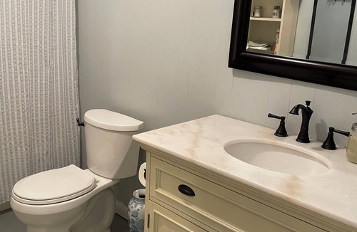 Eastabuchie Other | Charming 2-bedroom farmhouse in Sumrall.
