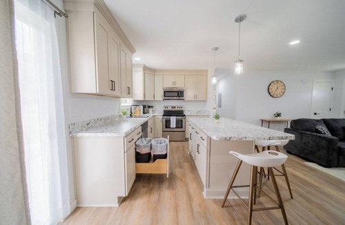Wake County Other | Charming 2-bedroom farmhouse in nice Wendell with AC, WiFi
