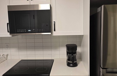 Southwest Calgary House | Charming 2-bedroom guest suite in Calgary.