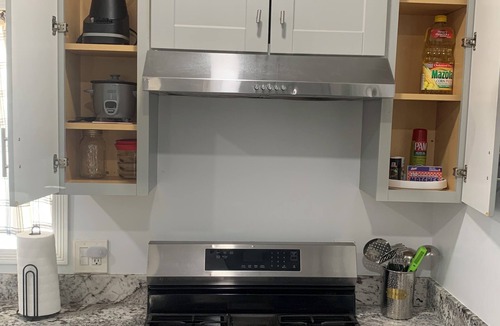 El Centro House | Charming 2-bedroom house in El Centro with WiFi, AC