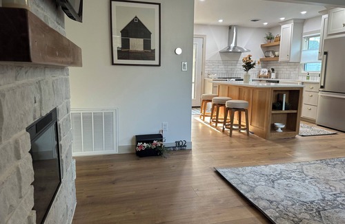 Fairfield House | Charming 2-bedroom house with WiFi, AC in Fairfield