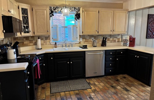 Amarillo House | Charming 2-bedroom home in fabulous Amarillo with WiFi, and a Coffee Bar!
