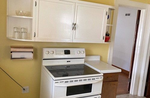 Fairbury House | Charming 2-bedroom house with WiFi, AC in fabulous Fairbury