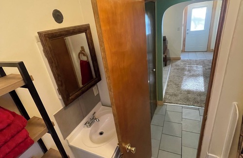 Fairmont House | Charming 2 Bedroom House