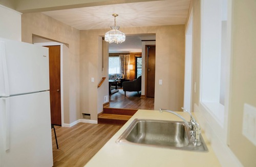 North Tabor House | Charming 2-bedroom house in Mt. Tabor District