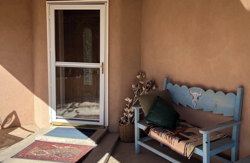 Northeast Santa Fe House | Charming 2-bedroom house in lovely Santa Fe/walk to plazannnnn