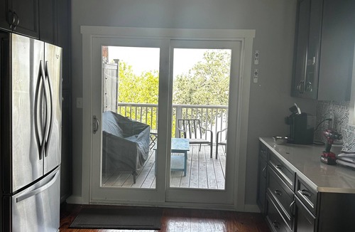 Mico House | Charming 2-bedroom house on Medina Lake