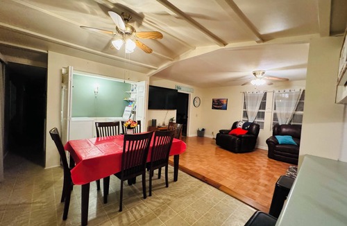 Dover House | Charming 2-bedroom house by the lake in Dover TN