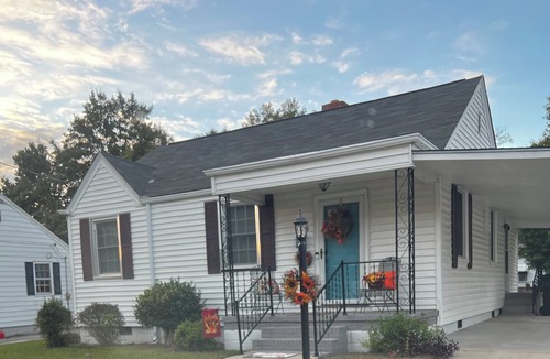 Wilson House | Charming 2-bedroom house in Wilson with Central Heating & Cooling