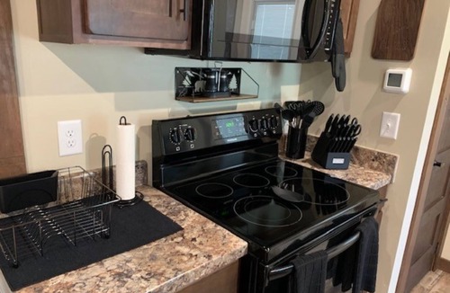 Buchanan House | Charming 2-bedroom tiny home in Buchanan, TN