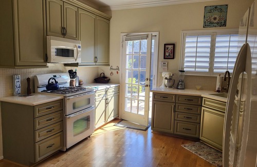 Nassau Bay House | Charming 2 bedroom townhome near NASA