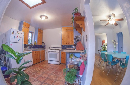 Victory Hills House | Charming 2-bedroom house with WiFi, AC in brilliant Albuquerque