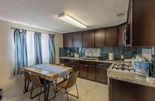 Northeast Heights House | Charming 2-bedroom casita with WiFi, AC in fabulous Albuquerque, New Mexico