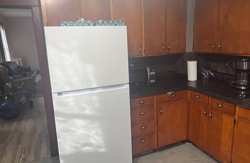 Grand Island House | Charming 2-bedroom house in Grand Island with AC