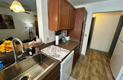Greenville Apartment | Charming 2-bedroom apartment in a great location near ECU campus